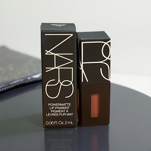 NARS Powermatte Mini Lip Pigment 112 American Woman - Picture 1 of 2